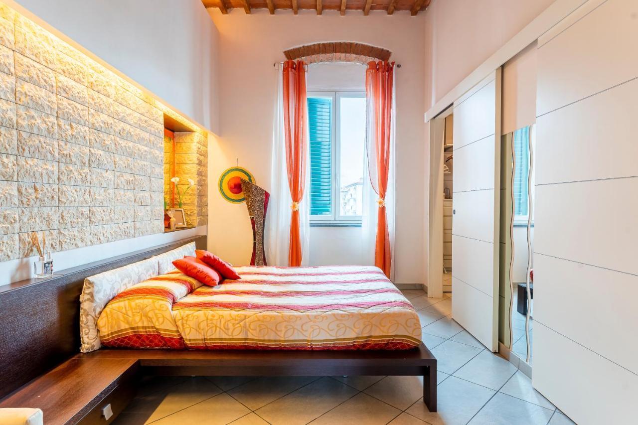 ליבורנו Piazza Sforzini Cozy Apartment Near The Sea! מראה חיצוני תמונה