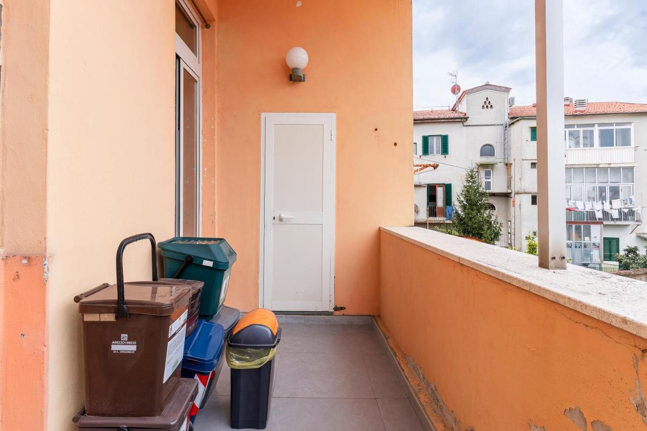 ליבורנו Piazza Sforzini Cozy Apartment Near The Sea! מראה חיצוני תמונה