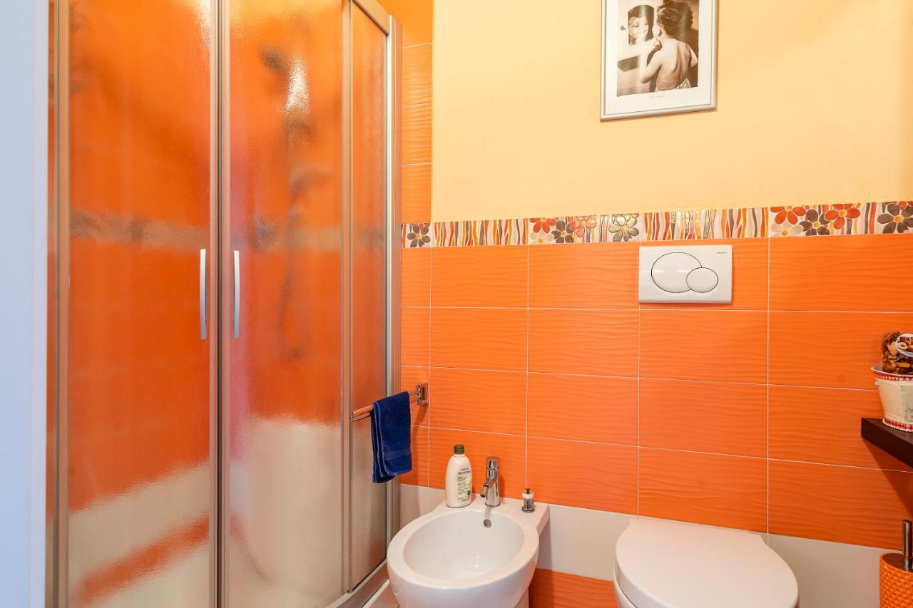 ליבורנו Piazza Sforzini Cozy Apartment Near The Sea! מראה חיצוני תמונה